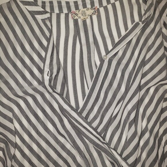 Pink Rose Blouse Womens Size Medium Grey Stripe Surplice Citycore Light Academia - Picture 14 of 16
